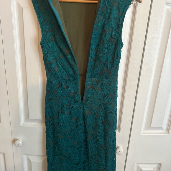 Kit from the Kloth lace pencil dress - Picture 9 of 15